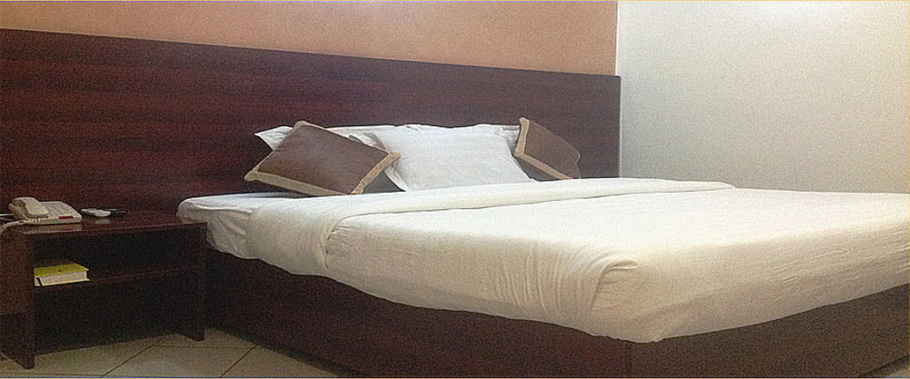 Newton Park Hotels & Resort Abuja Eksteriør billede